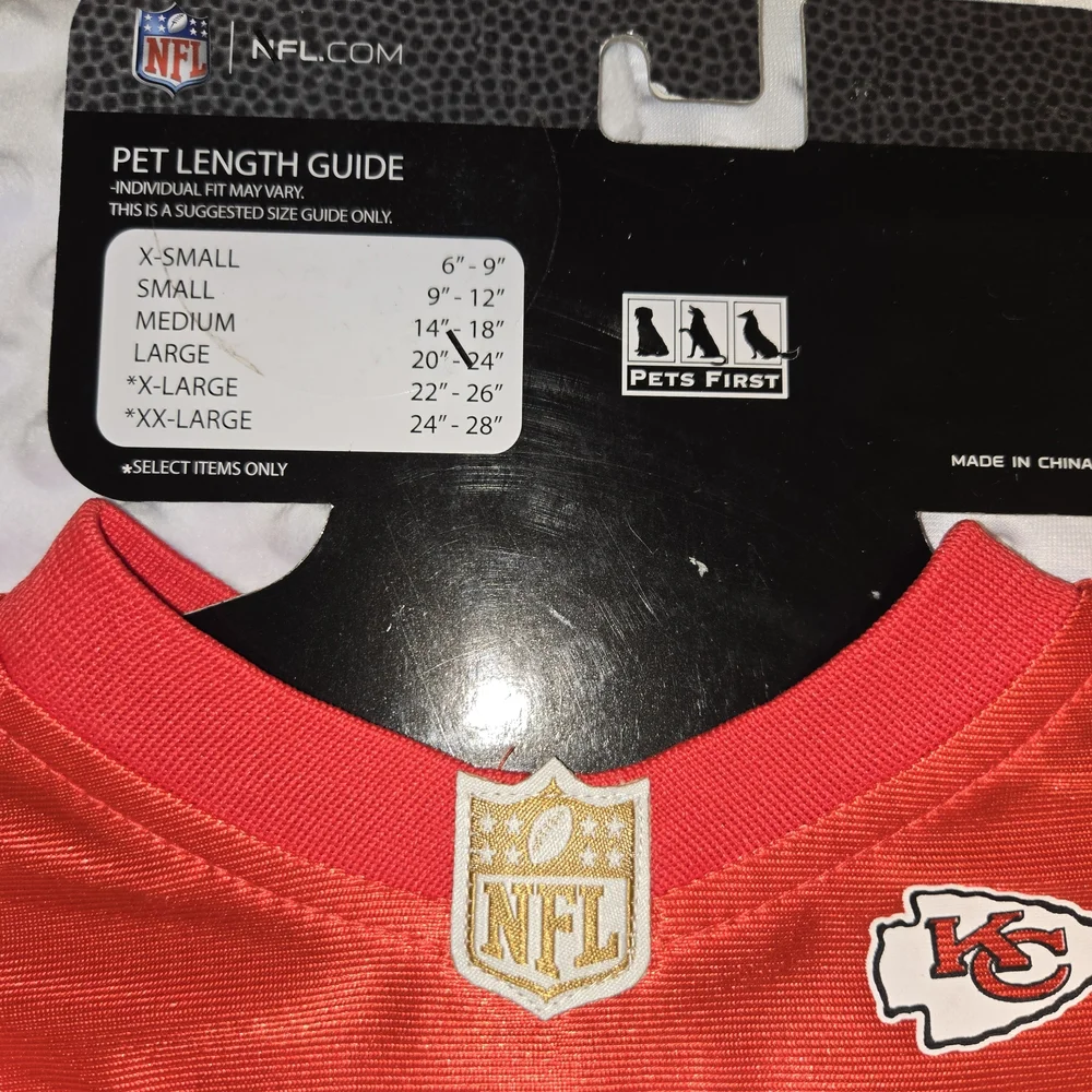 NFL Kansas City Chiefs Red Pet Jersey with White and Yellow Accents Sz L NWT